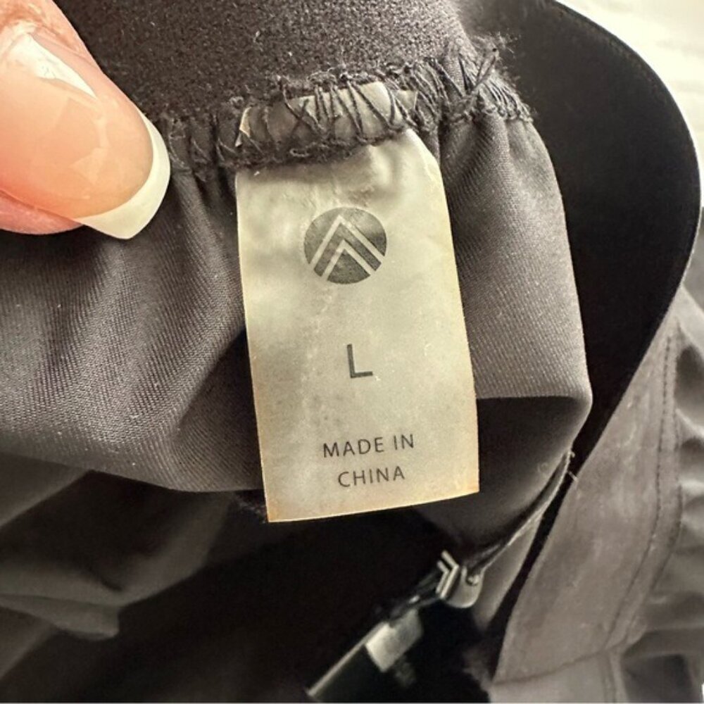 Traj3ctory Black Wrap Skort Women’s Size Large Sporty Chic Utility Style - Picture 6 of 9